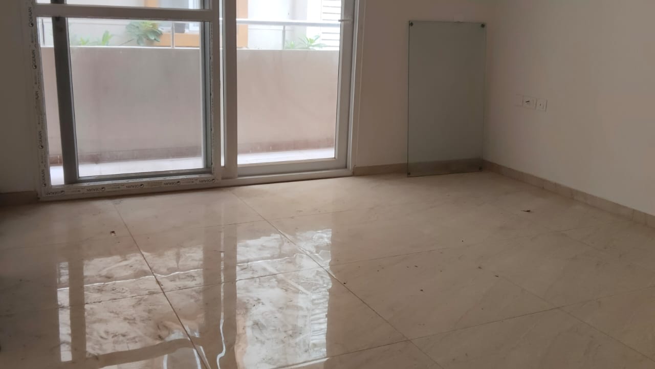 3 BHK + Pooja Room 2000 Sq.Ft. Apartment in Esteem Kings Court