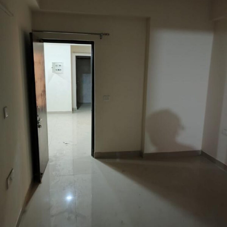 Room, era-redwood-residency 2 Bedroom 1200 Sq.Ft. Apartment In Sector 78 Faridabad 8797184