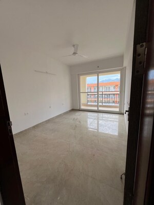 Room in 3.5 BHK Apartment at Kulhan – for Sale