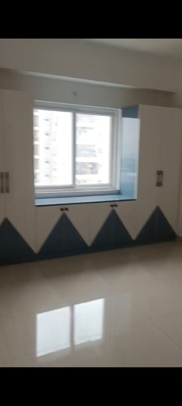 3 BHK Apartment For Rent in Greenmark Mayfair Apartments, Tellapur