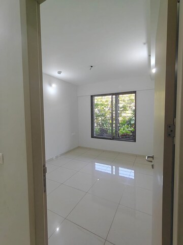 Room in 3 BHK Apartment at Nanded City, Sinhagad Road – for Sale