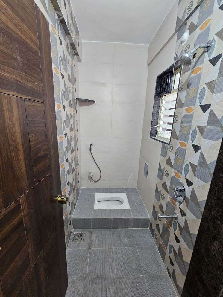 Bathroom, satyam-shivam-apartments 3 Bedroom 1450 Sq.Ft. Apartment In Pashan Pune 8797198