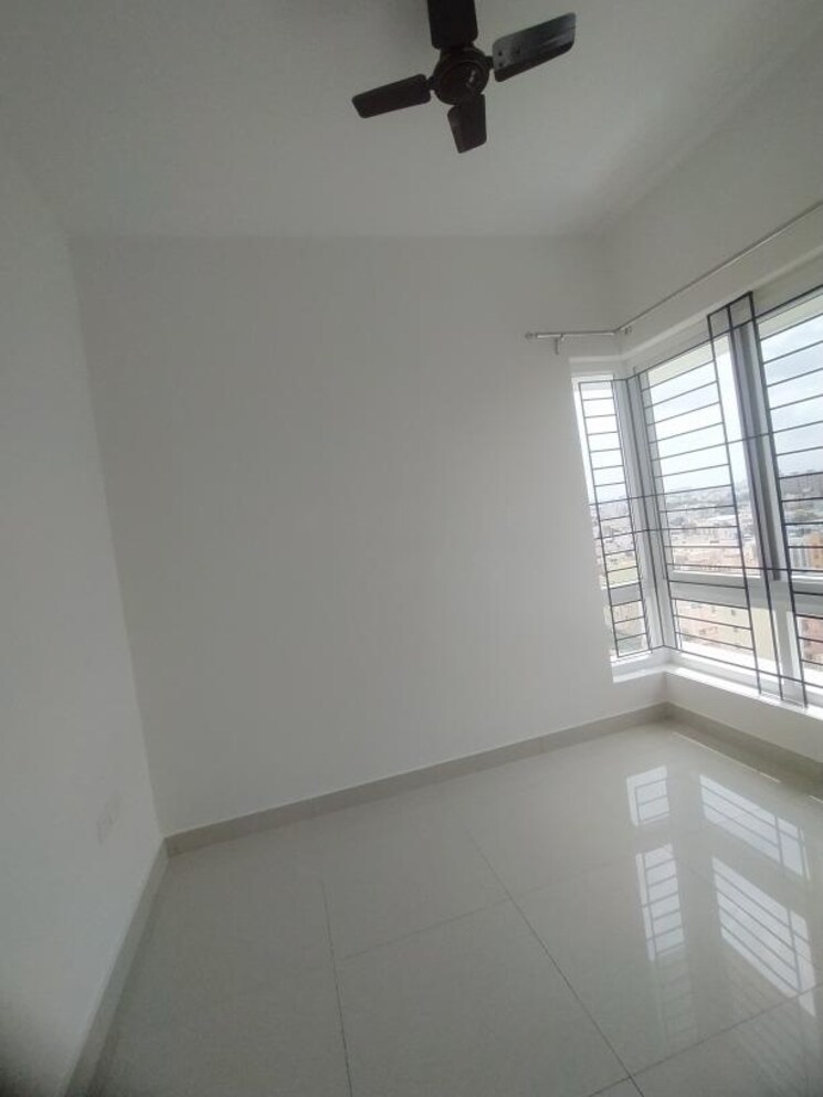 Room, kolte-patil-itowers-exente 3 Bedroom 1105 Sq.Ft. Apartment In Electronic City Phase I Bangalore 8797196