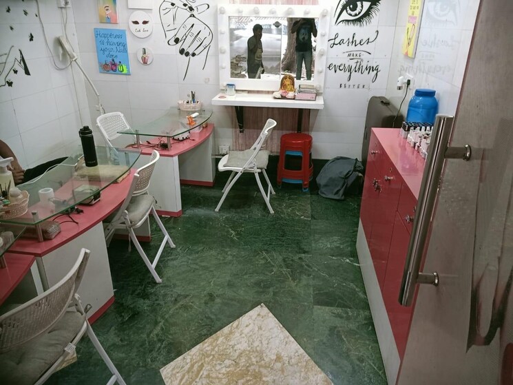 Team Area, prince anwar shah road Commercial Shop 230 Sq.Ft. In Prince Anwar Shah Road Kolkata 8797192