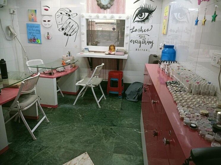 Team Area, prince anwar shah road Commercial Shop 230 Sq.Ft. In Prince Anwar Shah Road Kolkata 8797192