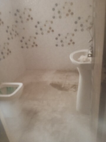 Master Bedroom in 5 BHK Villa at Amrapali Leisure Valley, Tech Zone 4 Greater Noida – for Sale