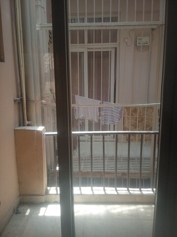 Room in 5 BHK Villa at Amrapali Leisure Valley, Tech Zone 4 Greater Noida – for Sale