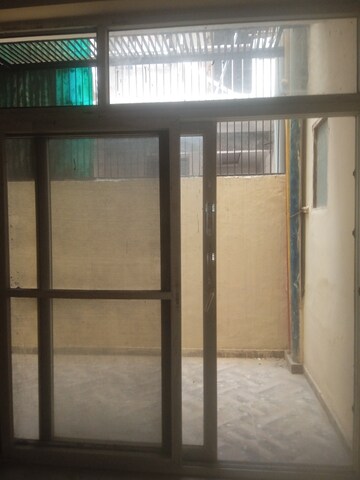 Building Lobby in 5 BHK Villa at Amrapali Leisure Valley, Tech Zone 4 Greater Noida – for Sale
