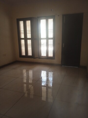 5 BHK Villa For Sale in Amrapali Leisure Valley, Tech Zone 4 Greater Noida