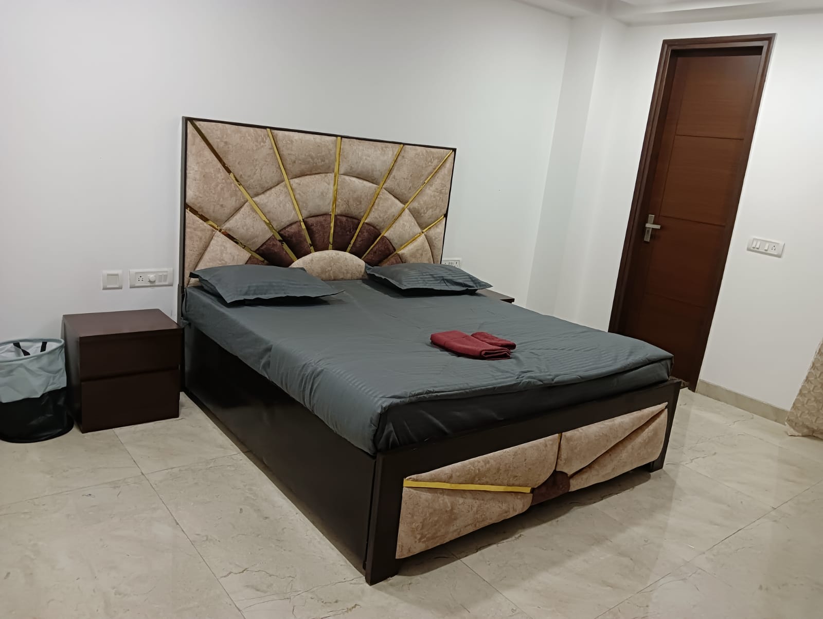 2 BHK + Pooja Room Builder Floor For Rent in Govindpuri