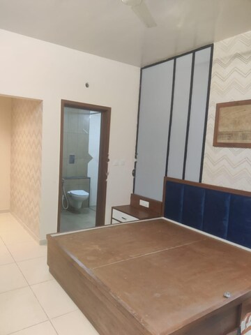 Room in 4 BHK Apartment at LnT Raintree Boulevard, Hebbal – for Sale