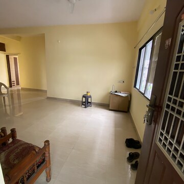 Room in 3 BHK Apartment at Beltarodi – for Rent