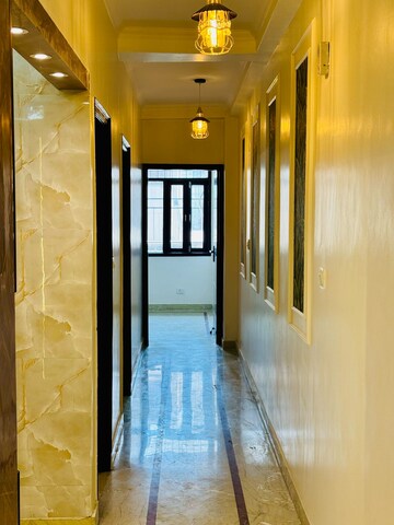 Building Lobby in 2 BHK Builder Floor at Govindpuri – for Rent