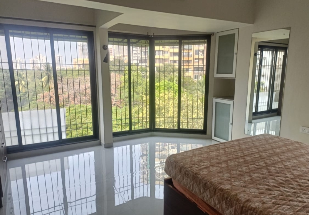 2 BHK 700 Sq.Ft. Apartment in Belscot Chs Ltd