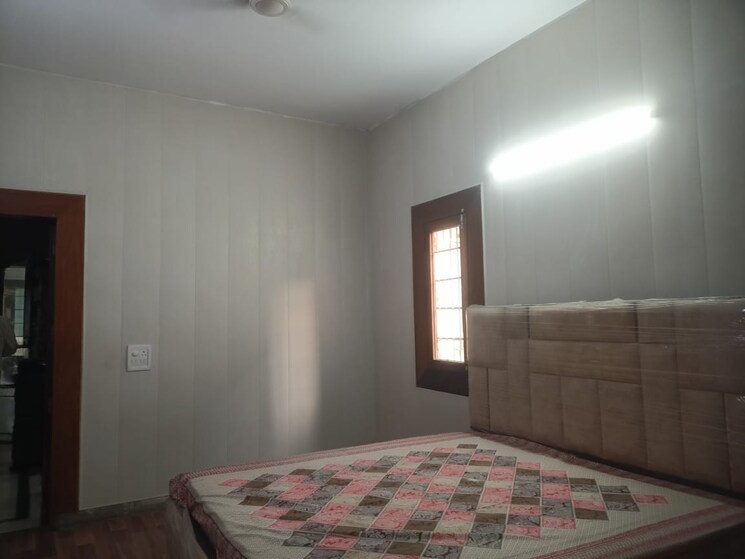 Bedroom, ss-mayfield-gardens 4 Bedroom 2800 Sq.Ft. Apartment In Sector 51 Gurgaon 8797325