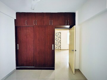 Room in 2 BHK Apartment at Shree Vardhman Green Court, Sector 90 – for Rent