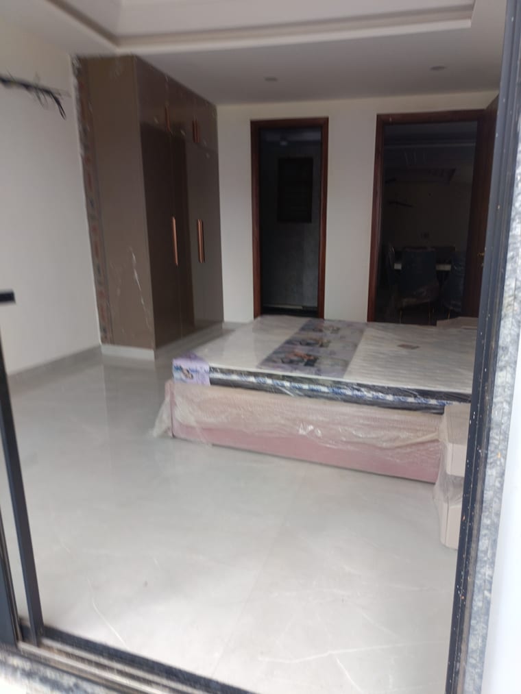 Bedroom, sector 85 4 Bedroom 350 Sq.Yd. Builder Floor In Sector 85 Faridabad 8797381