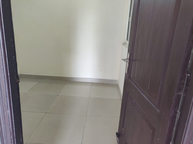 Master Bedroom, aims-golf-city 3 Bedroom 1350 Sq.Ft. Apartment In Sector 75 Noida 8797413