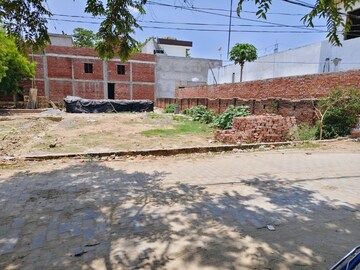  Plot – Exterior View View at Jankipuram - for Sale
