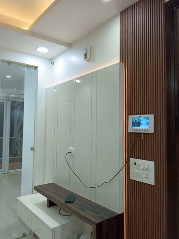 Building Lobby in 3 BHK Apartment at DLF Atria, Dlf Phase ii – for Rent