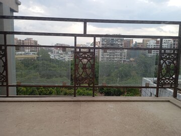 Balcony in 4 BHK Apartment at Avron V, Chembur – for Rent