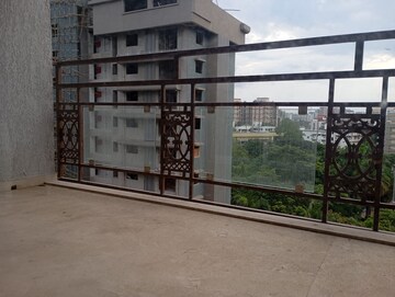 Balcony in 4 BHK Apartment at Avron V, Chembur – for Rent