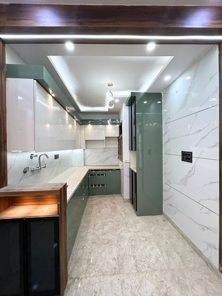Kitchen, dwarka mor 3 Bedroom 802 Sq.Ft. Builder Floor In Dwarka Mor Delhi 8797443