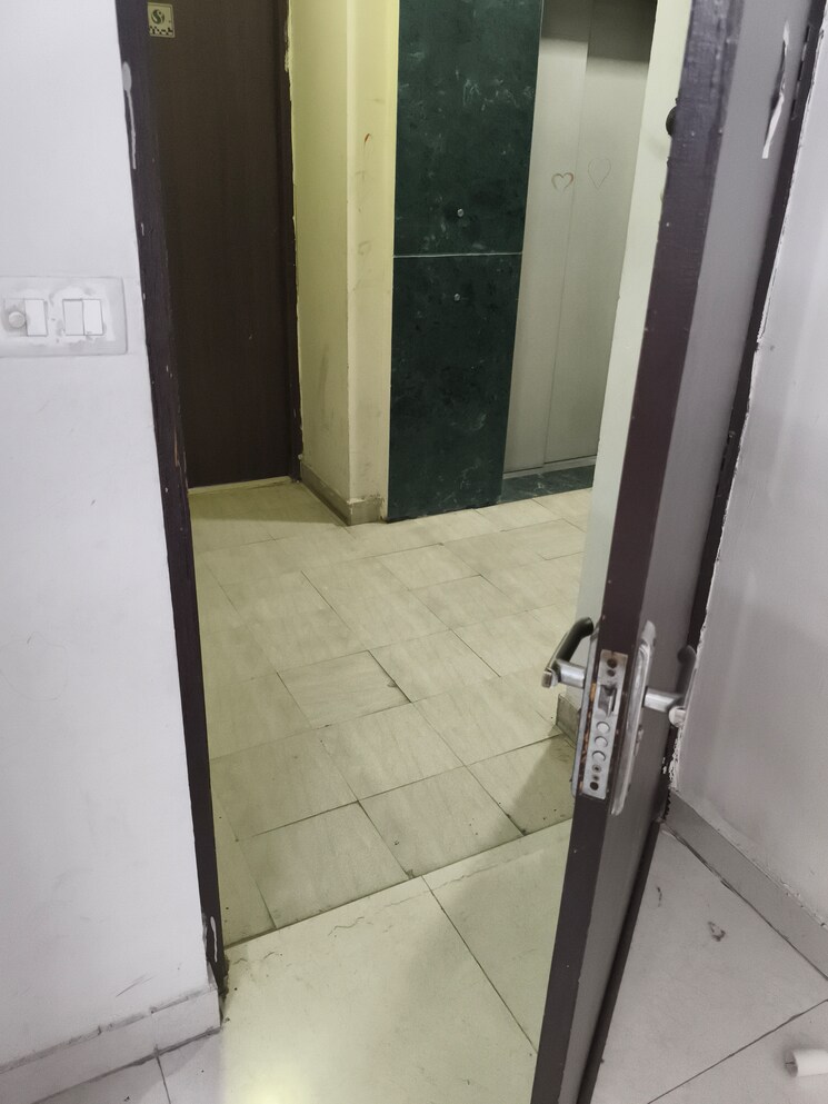 undefined, signature-global-andour-height 2 Bedroom 600 Sq.Ft. Apartment In Sector 71 Gurgaon 8797507