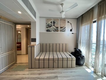 Building Lobby in 4 BHK Villa at Andheri West – for Sale