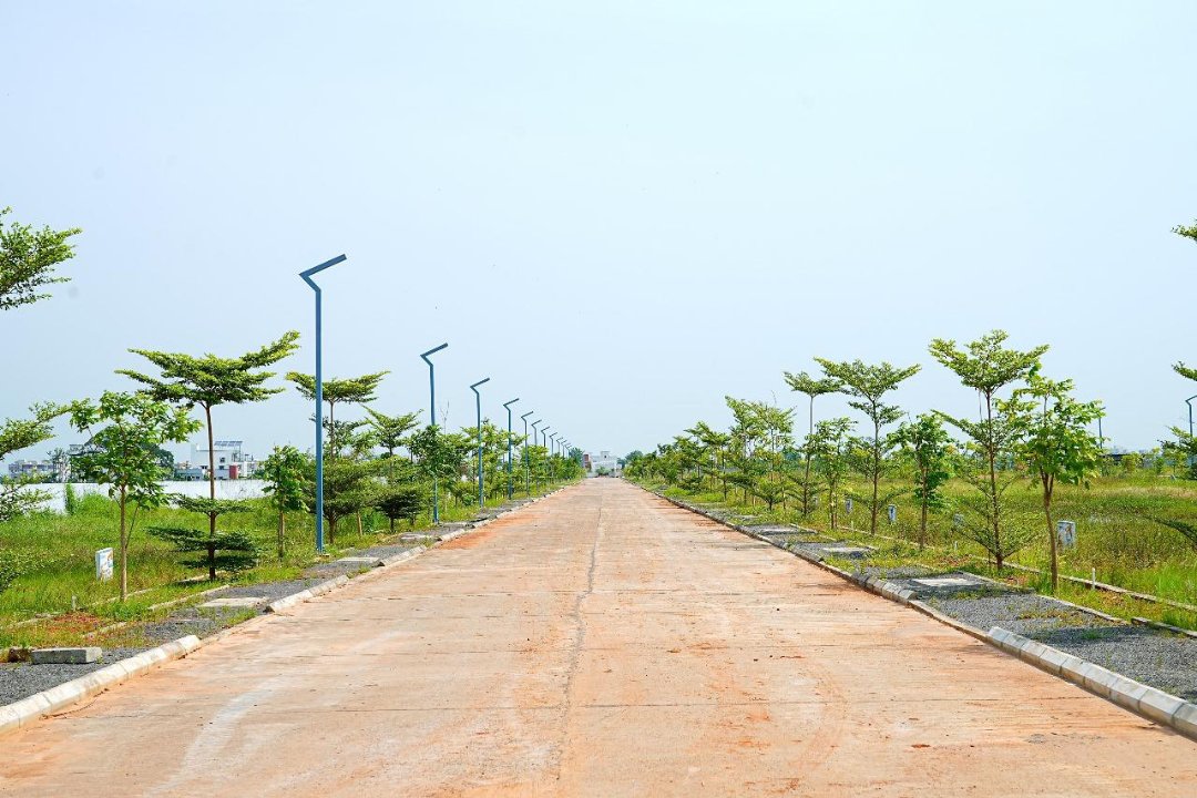 Plot For Sale in Sri Bhramara Sunsiri Proj