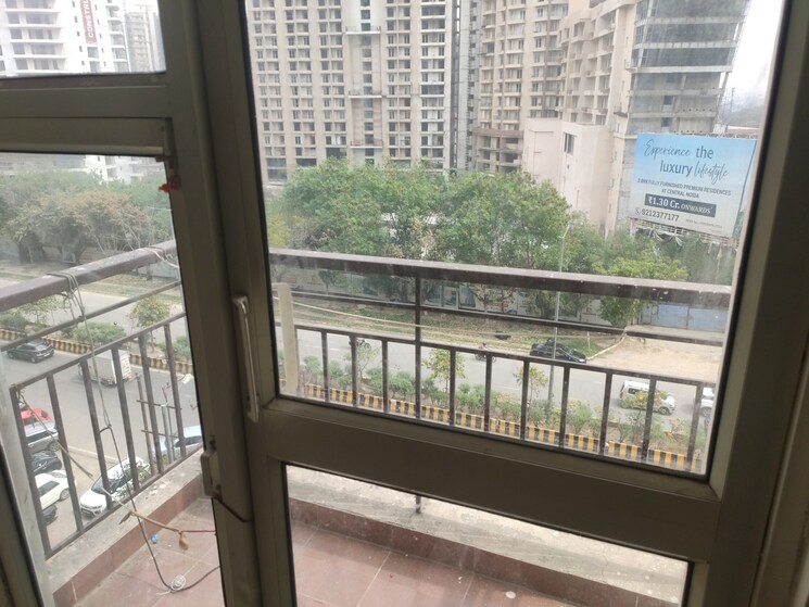 Balcony, aims-golf-city 3.5 Bedroom 1550 Sq.Ft. Apartment In Sector 75 Noida 8797502