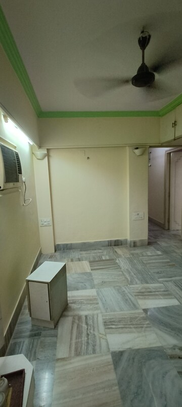 Bathroom in 2 BHK Apartment at Borivali West – for Rent