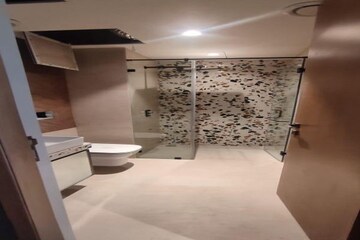 Team Area in 3 BHK Apartment at Lodha World View, Worli – for Rent
