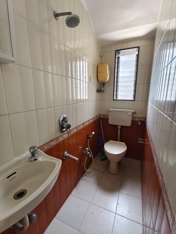 Bathroom in 2 BHK Apartment at Agarwal And Doshi Complex, Vasai West – for Sale