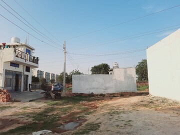  Plot For Sale in Dhumaspur