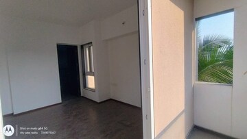 Room in 2 BHK Apartment at Siddhashila Madhusagar, Shivajinagar – for Sale