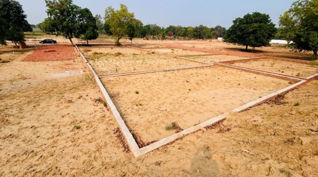 Plot For Sale in Invest Sultanpur Road 