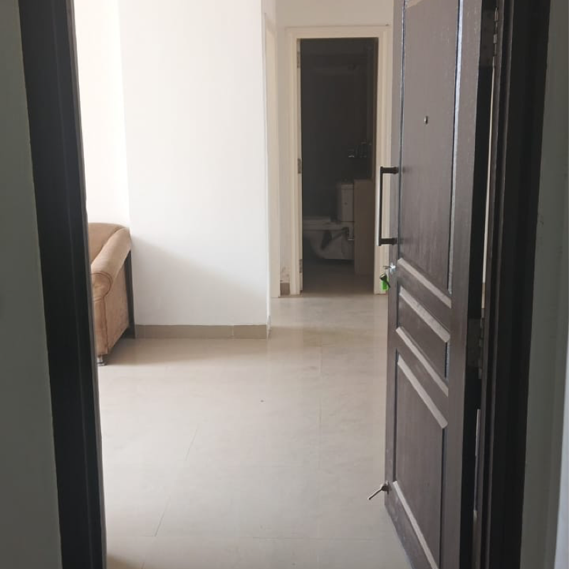 3.5 BHK + Servant Room Apartment For Sale in Emaar Gurgaon Greens
