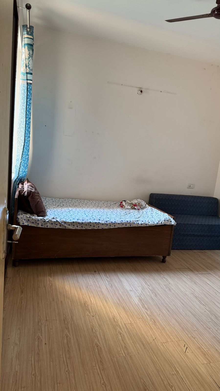 2 BHK Apartment For Rent in Jaypee Wish Town Klassic