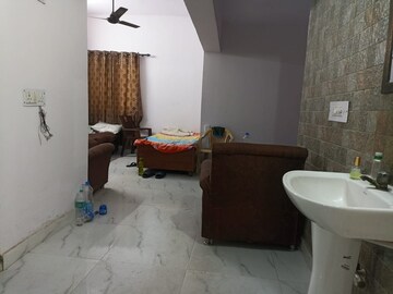 Bathroom in 2 BHK Apartment at Arun Vihar Sector 37, Sector 37 – for Rent