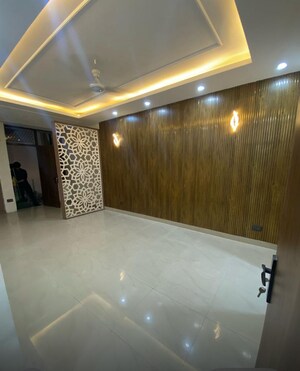 Bedroom in 3 BHK Builder Floor at Sushant Lok 3, Sector 57 – for Sale