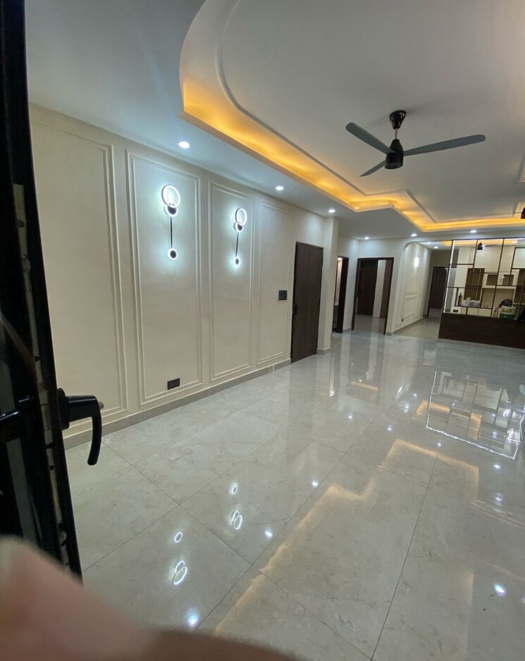 Living Room, sushant-lok-3 3 Bedroom 300 Sq.Yd. Builder Floor In Sector 57 Gurgaon 8797615