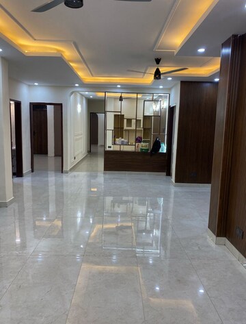 Living Room in 3 BHK Builder Floor at Sushant Lok 3, Sector 57 – for Sale