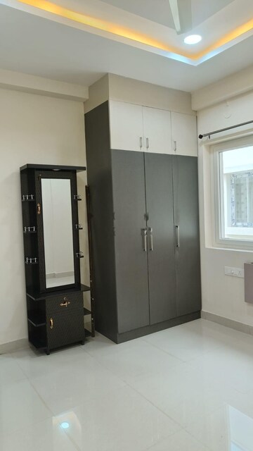 Room in 2 BHK Apartment at Hafeezpet – for Rent