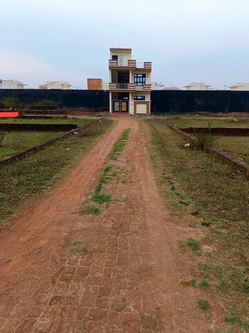  Plot – Garden View at Vasundhara RS Homes, Jankipuram - for Sale