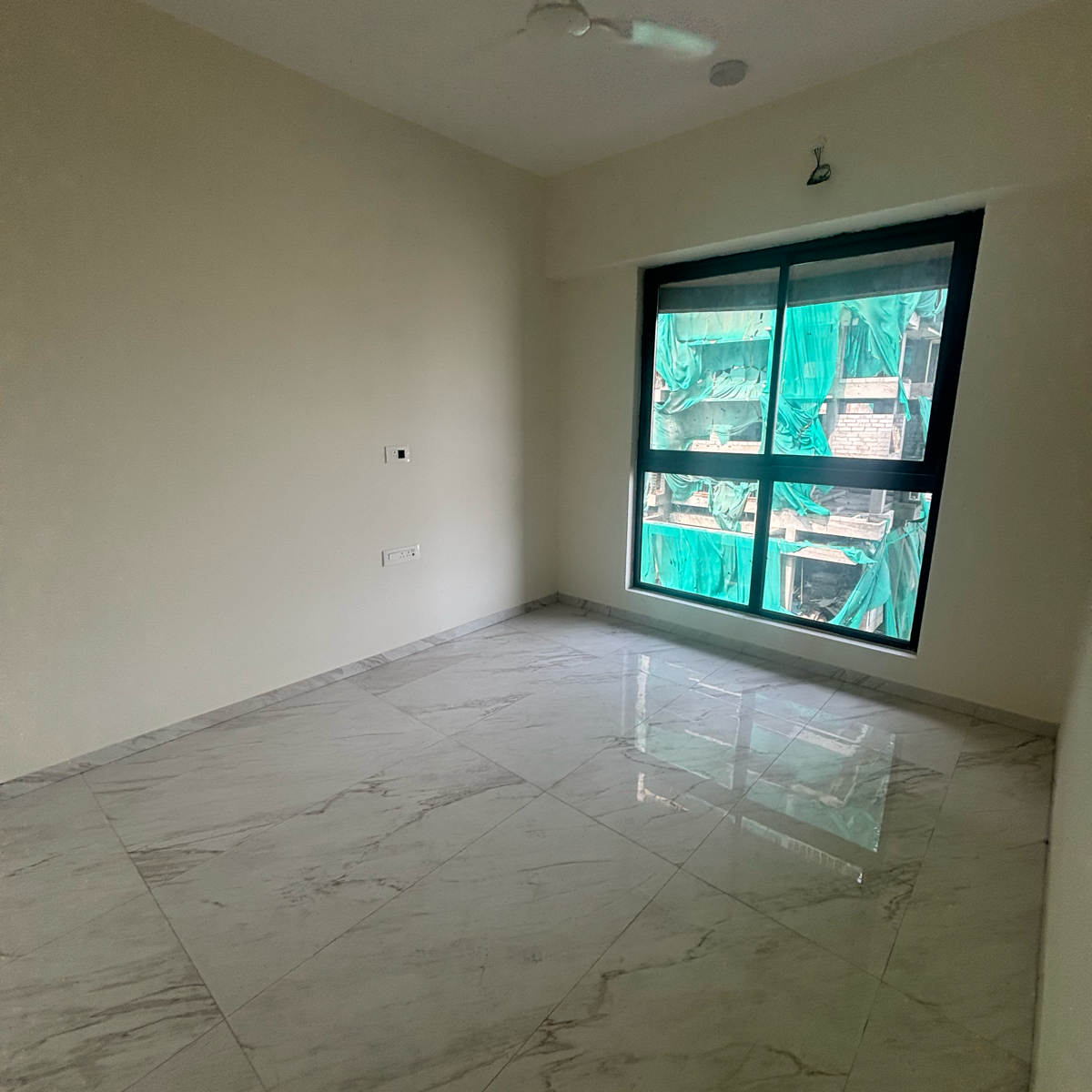 2 BHK + Study Room Apartment For Sale in Gurukul CHS Matunga