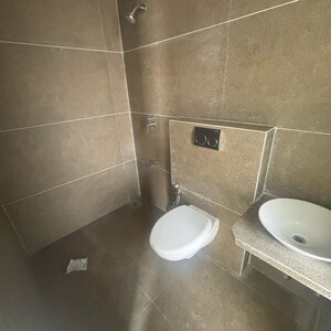 Bathroom in 2 BHK Apartment at Gurukul CHS Matunga, Geetanjali Nagar – for Sale