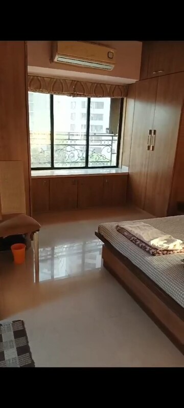 1 BHK Apartment For Rent in Goregaon West