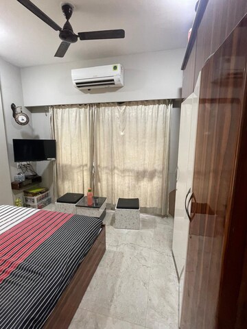 Bathroom in 5 BHK Apartment at Chembur – for Rent