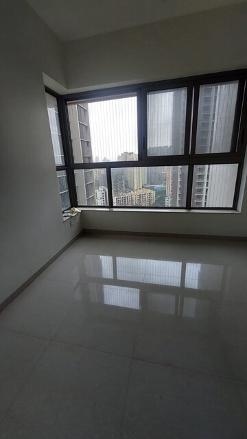 Kitchen in 2 BHK Apartment at Kalpataru Paramount, Kapur Bawdi – for Rent